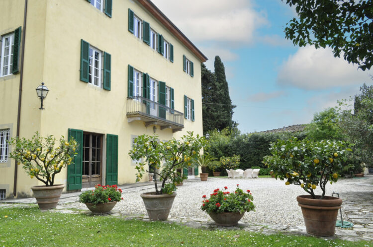 Villa Duccio Header Facciata